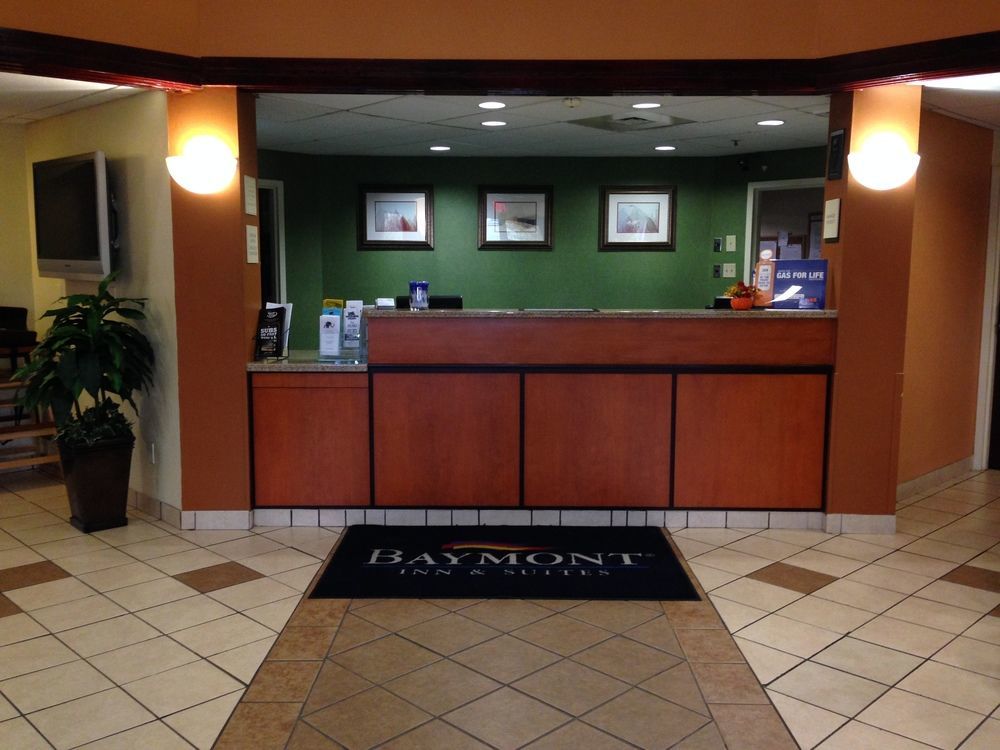 Baymont By Wyndham Greensburg מראה חיצוני תמונה